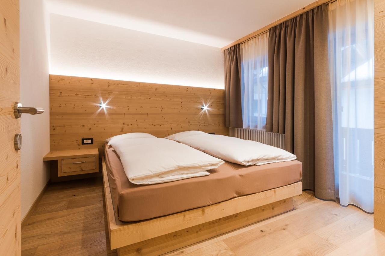 Residence Chalet Pinis Corvara In Badia Luaran gambar