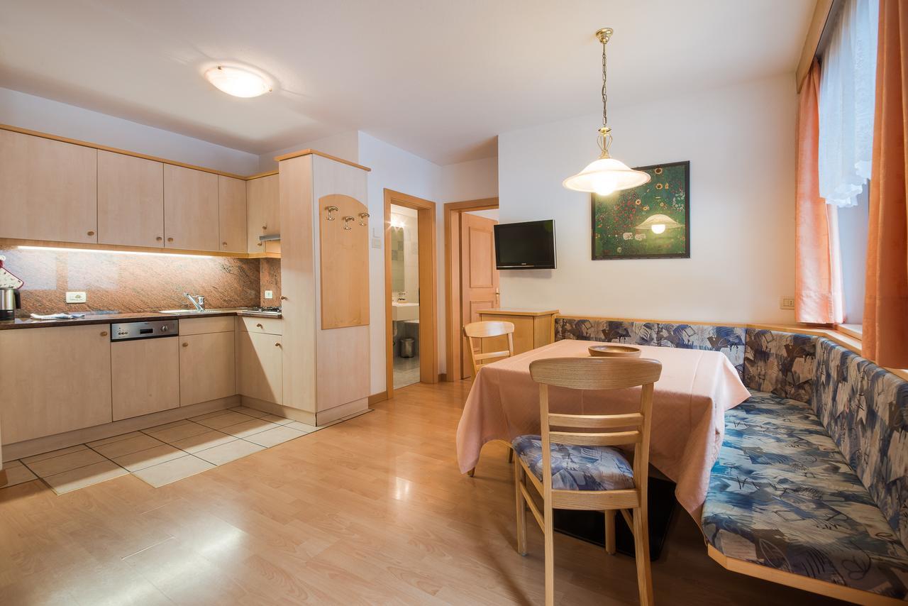 Residence Chalet Pinis Corvara In Badia Luaran gambar