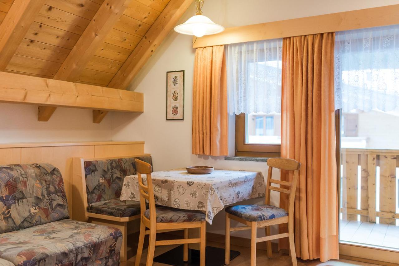 Residence Chalet Pinis Corvara In Badia Luaran gambar